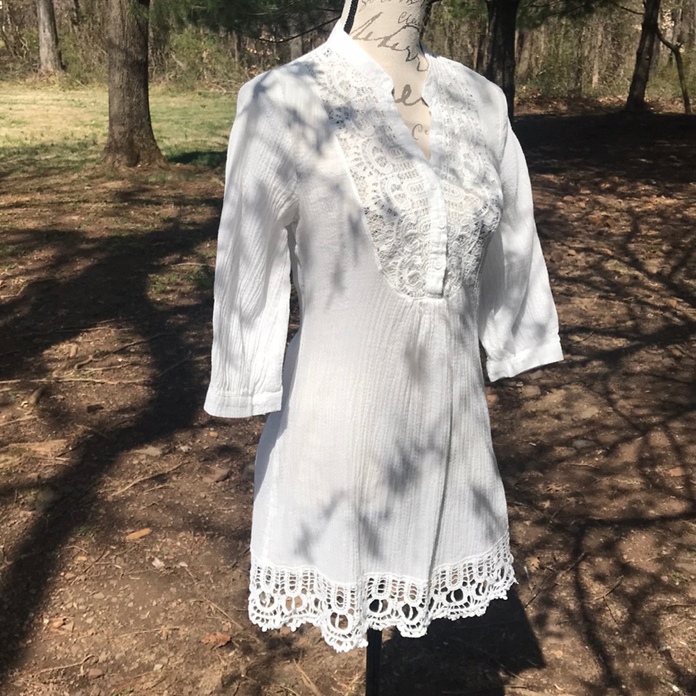 Miilla White Embroidered Tunic Small
